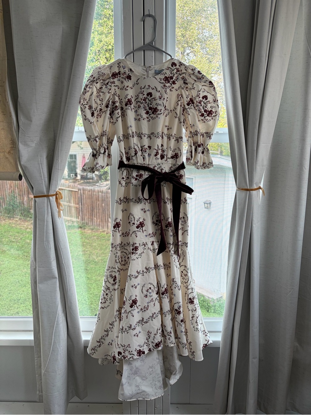 NWT Nicola Bathie X Antonio Melani  Floral High-Low Midi Dress